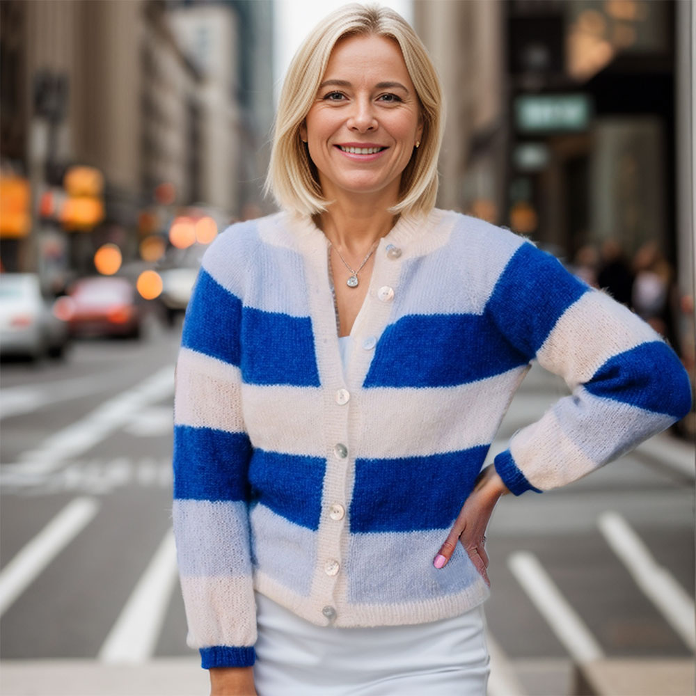 Sandras striped cozy jacket (Blue) knitting pattern - Image 7