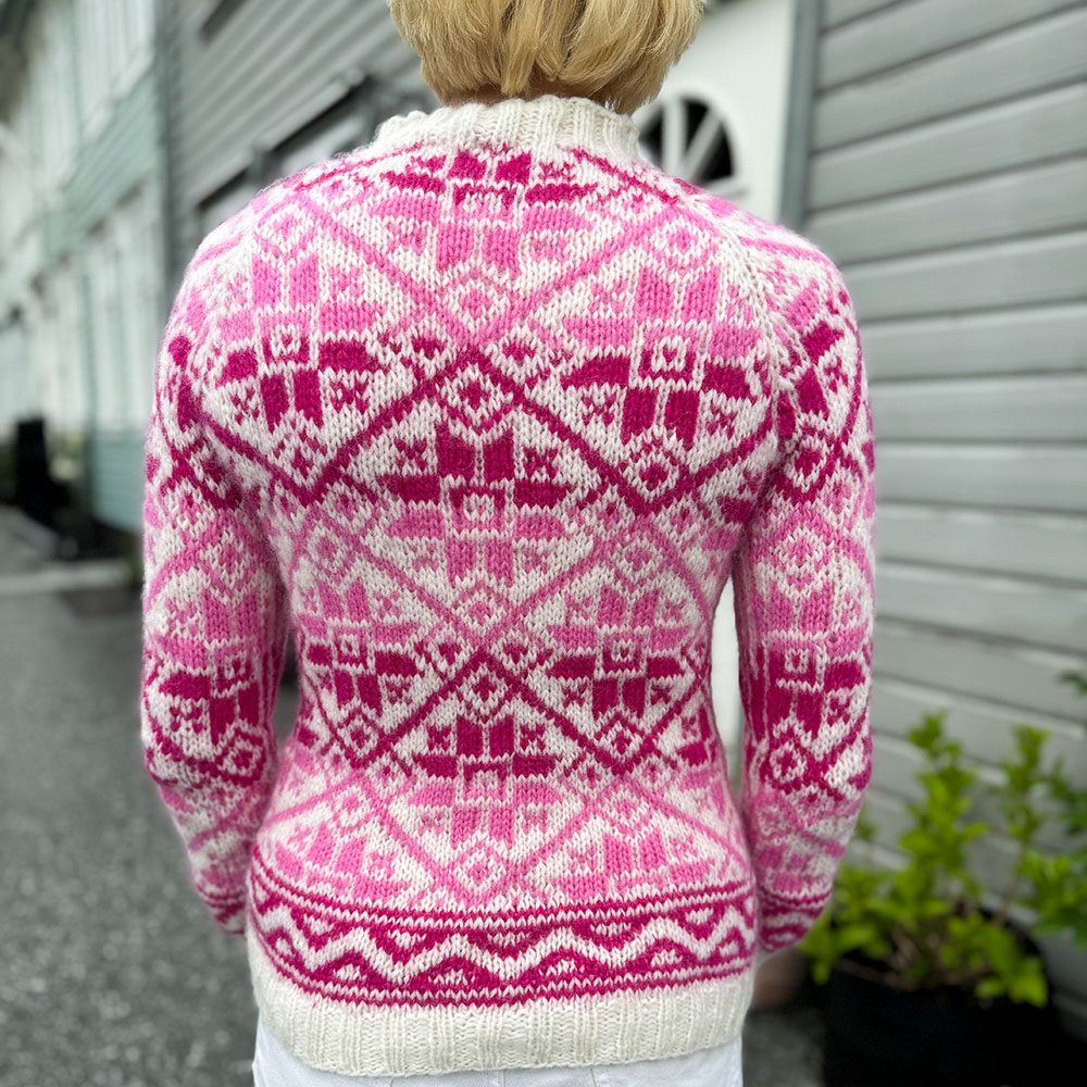 Nordic rose sweater knitting pattern - Image 3