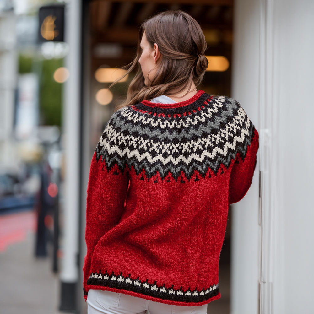 Islandur sweater viking wool version knitting pattern - Image 2